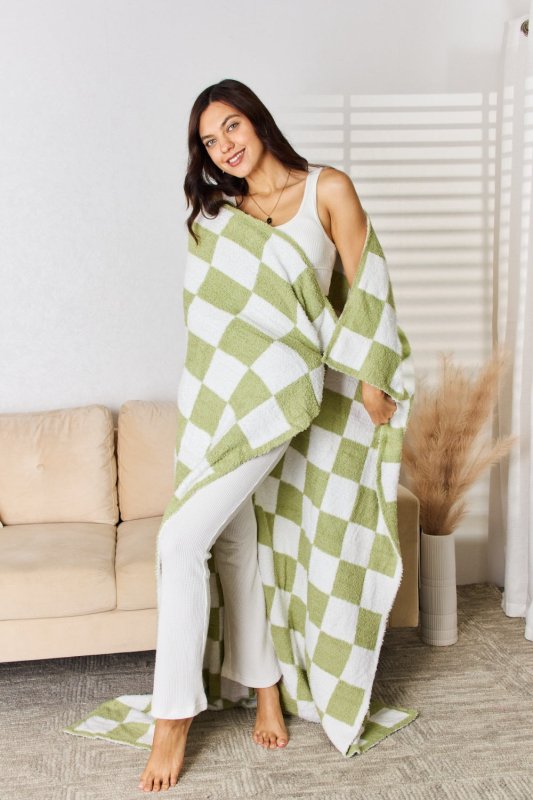 Cuddley Checkered Decorative Throw Blanket - Cute Little Wish