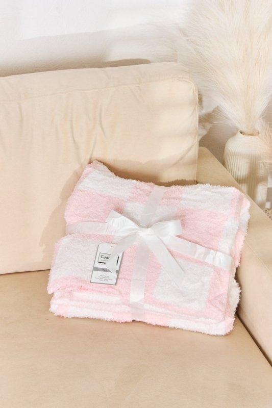 Cuddley Checkered Decorative Throw Blanket - Cute Little Wish