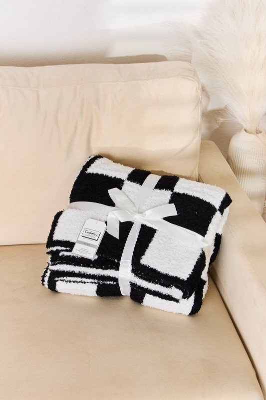 Cuddley Checkered Decorative Throw Blanket - Cute Little Wish