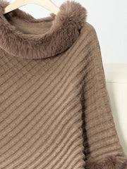 Fuzzy Trim Texture Three - Quarter Sleeve Poncho