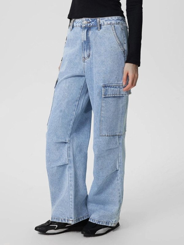 Mid - Rise Waist Jeans with Pockets